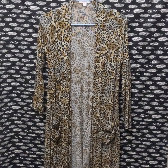 LuLaRoe Jackets & Blazers - LuLaRoe leopard print long sleeved jacket